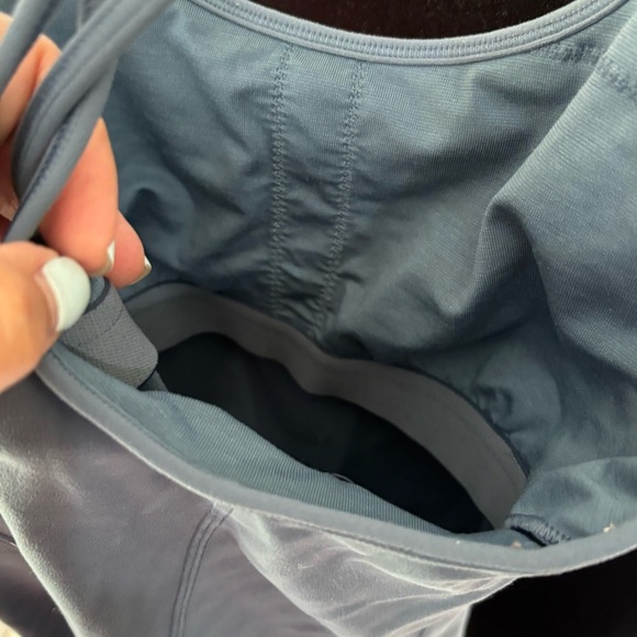 Lululemon Free‎ To Be Strappy Gray Athletic Tank Size 4 - Picture 4 of 6